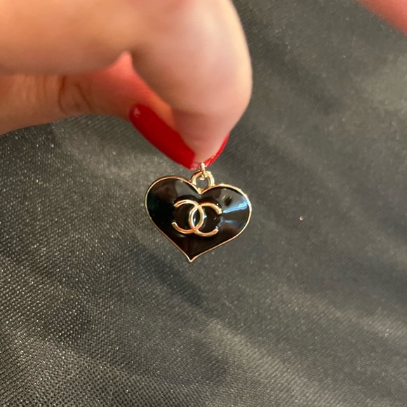 Luxury Gold & Black Heart Pull Charm - Picture 3 of 4